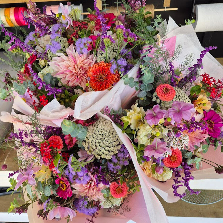 Valencia Lane Flowers